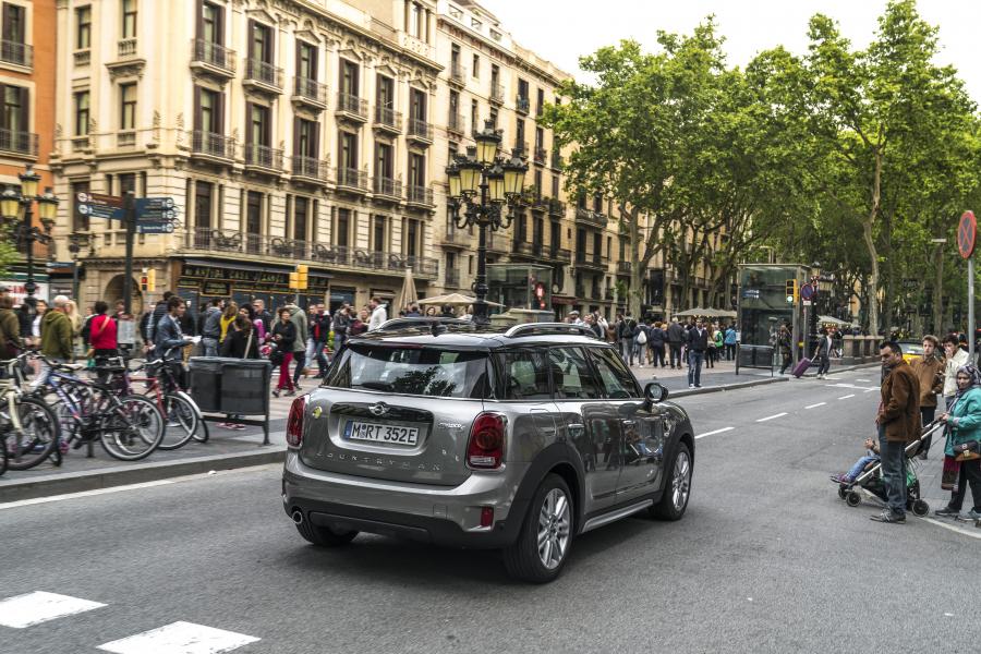  Mini Cooper S E Countryman ALL4 (F60) 2017 года  (WW) (фото 54 из 173)